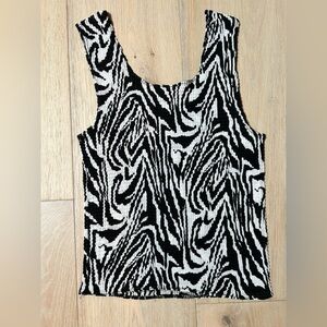Y2K Black and White Textired Striped Top
